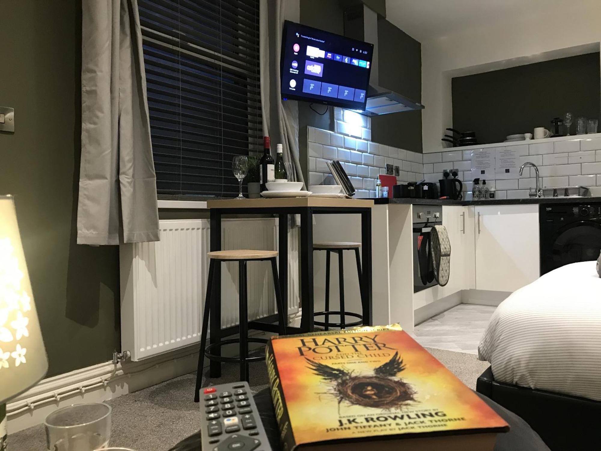 Contemporary 1 Bed Studio For Comfy Stay In Wigan Exteriör bild